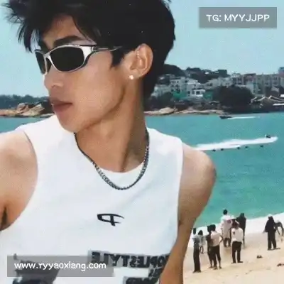 韶靓影